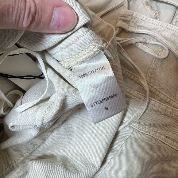 Mustard Seed Women’s Open Back Denim Romper Cream Small NWT - Picture 9 of 13